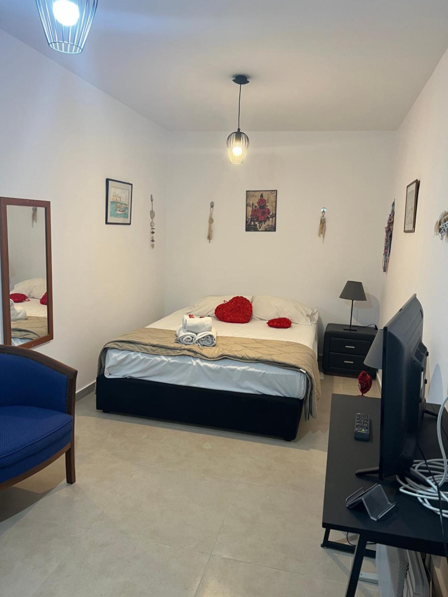 Charalambous Apartment Paphos Exterior photo