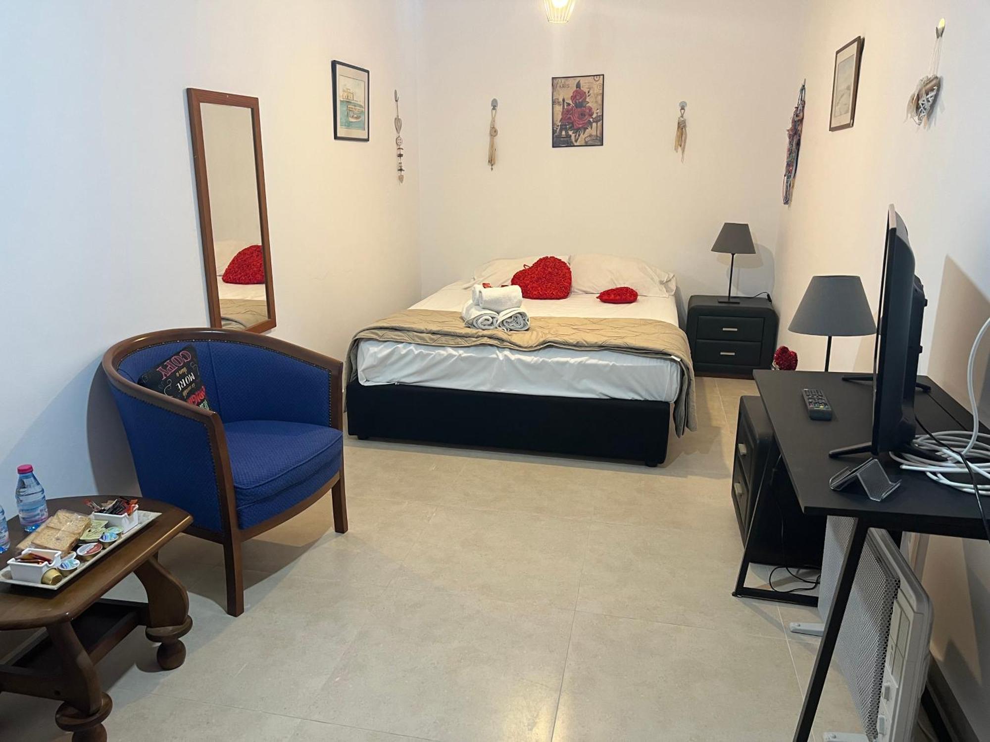 Charalambous Apartment Paphos Exterior photo