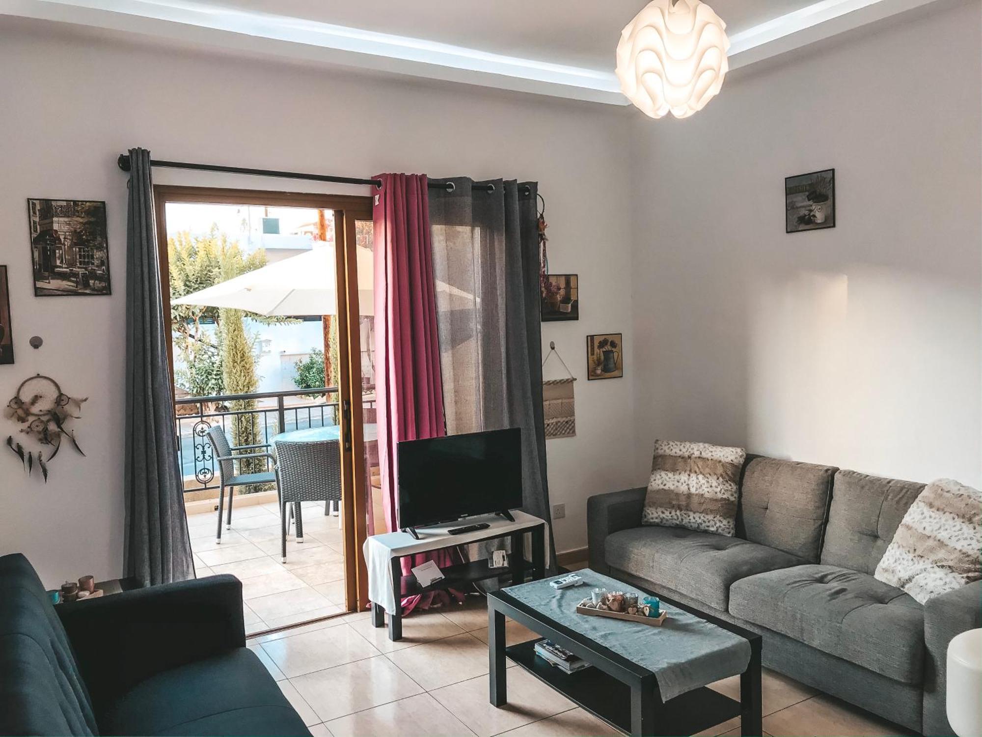 Charalambous Apartment Paphos Room photo